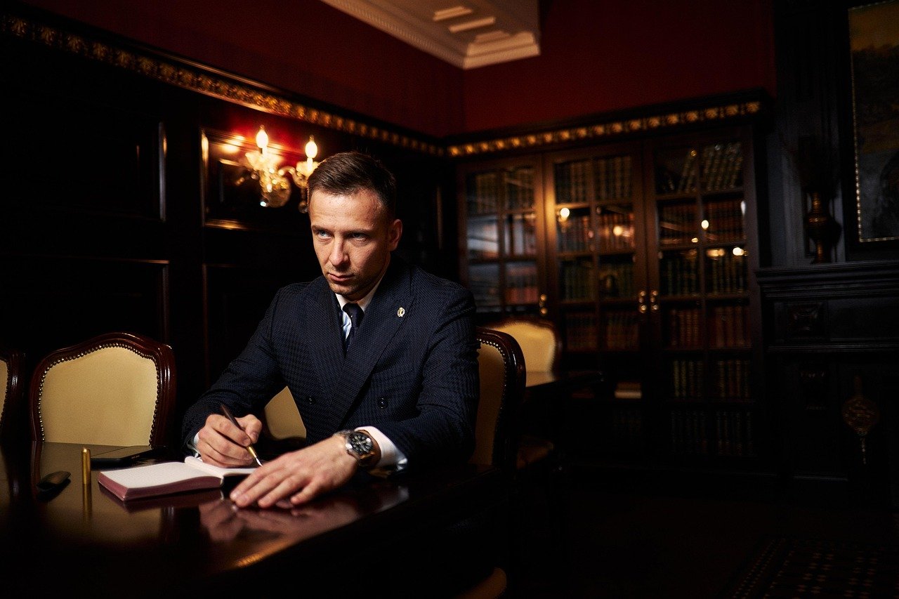 Overcoming Imposter Syndrome in the Legal Profession: Strategies for Building Confidence and Mental Resilience